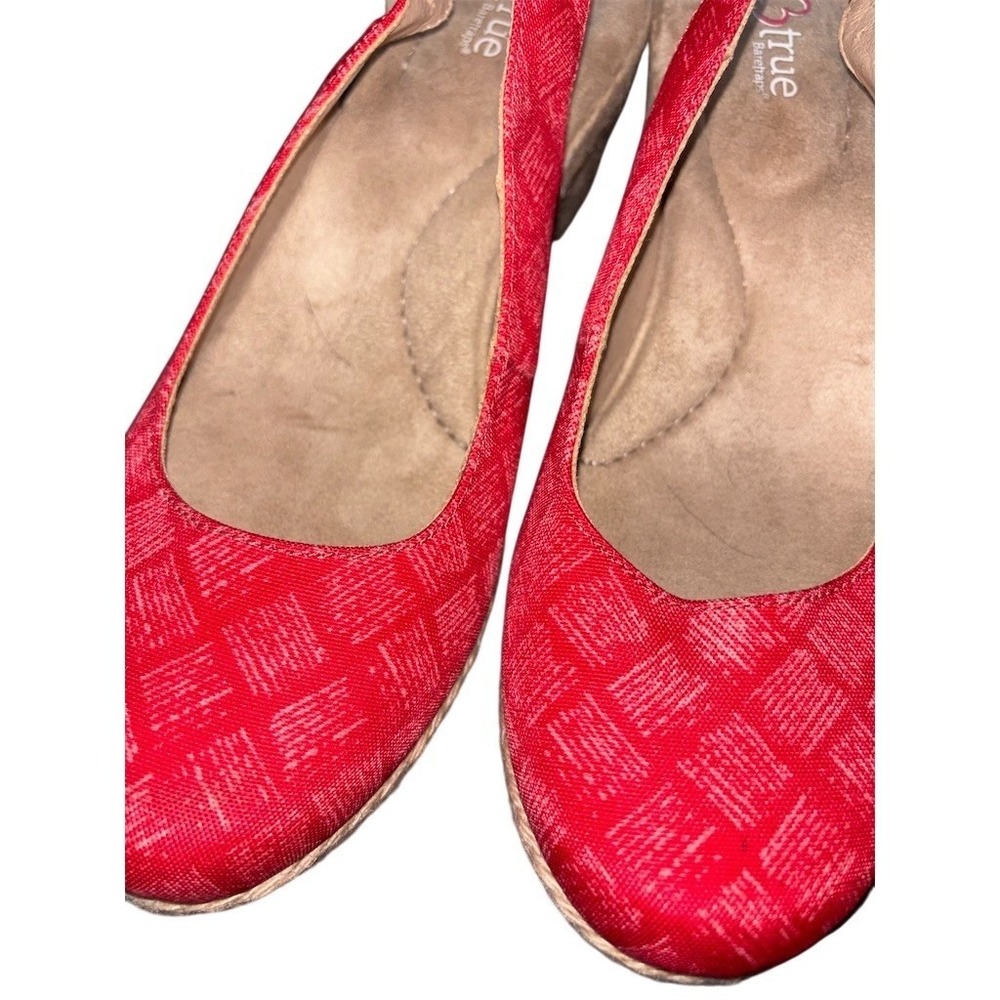 True Barefoot Wedge Heels Womens 8.5 Red Textured Slingback Espadrille baretraps - Picture 7 of 8